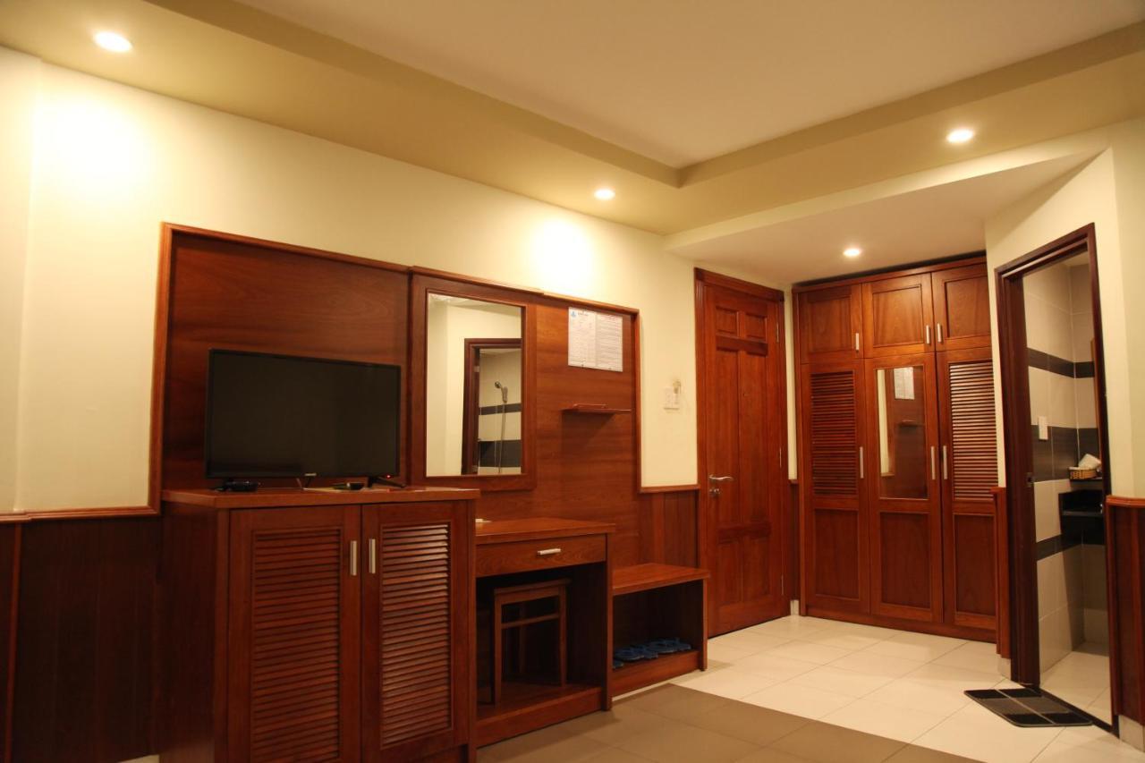 Hotel Tran Long Хошимин Экстерьер фото